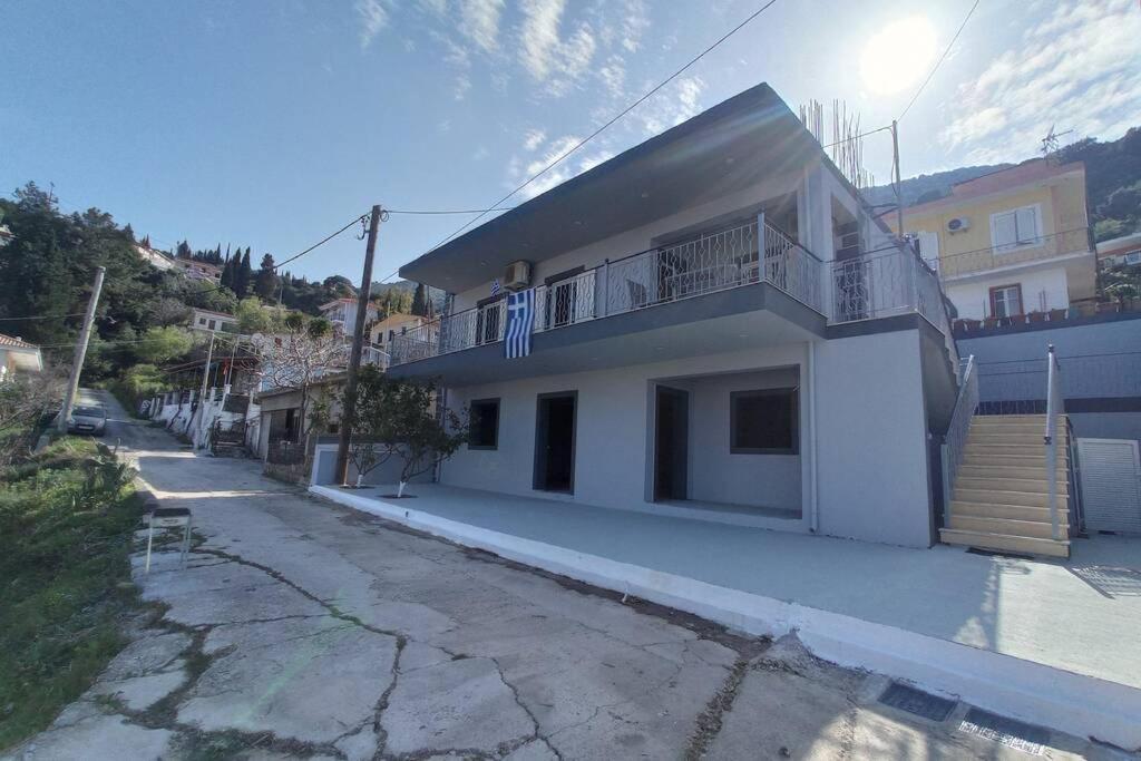 Melina Apartment Poros  Ngoại thất bức ảnh