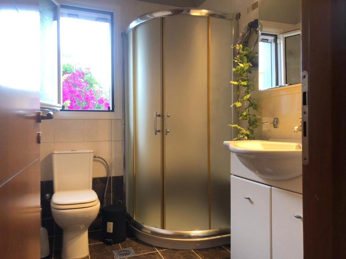Melina Apartment Poros  Ngoại thất bức ảnh
