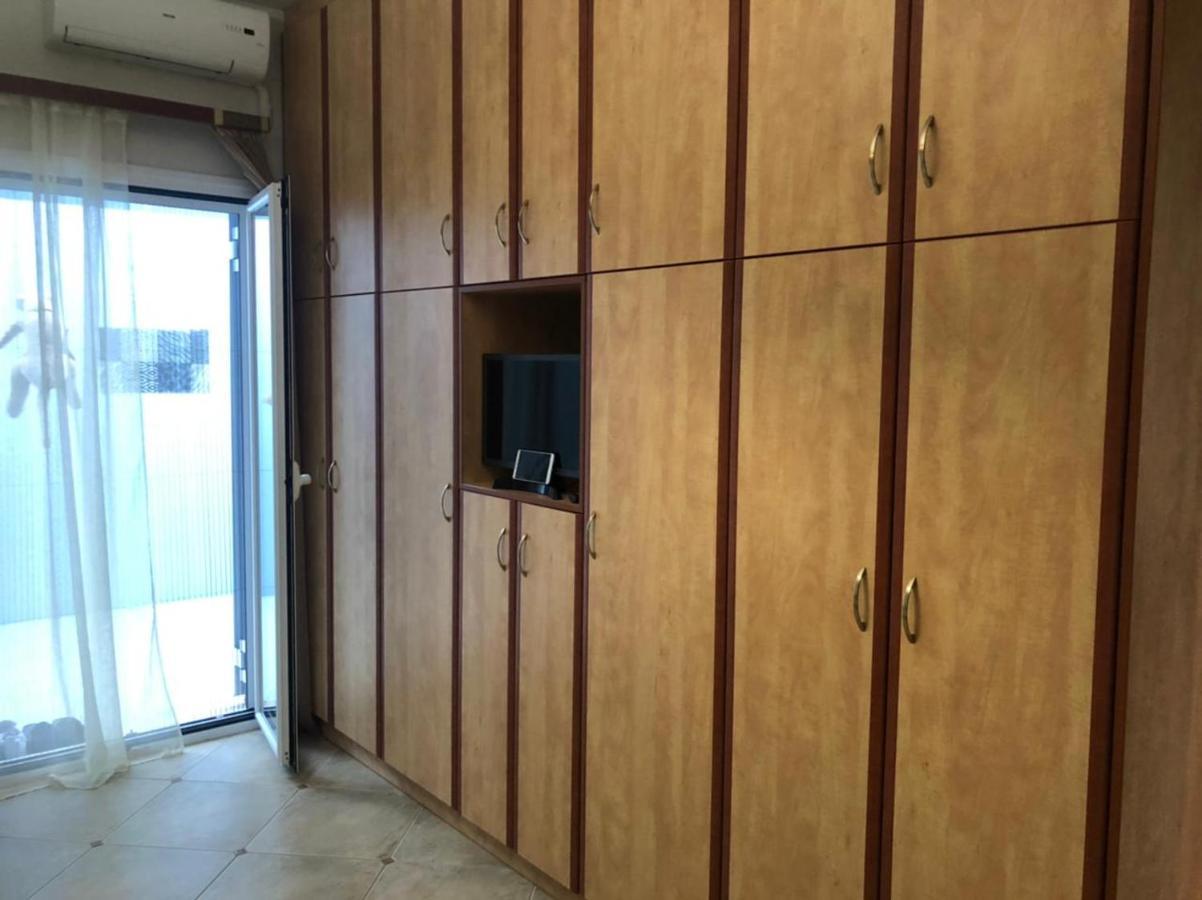 Melina Apartment Poros  Ngoại thất bức ảnh